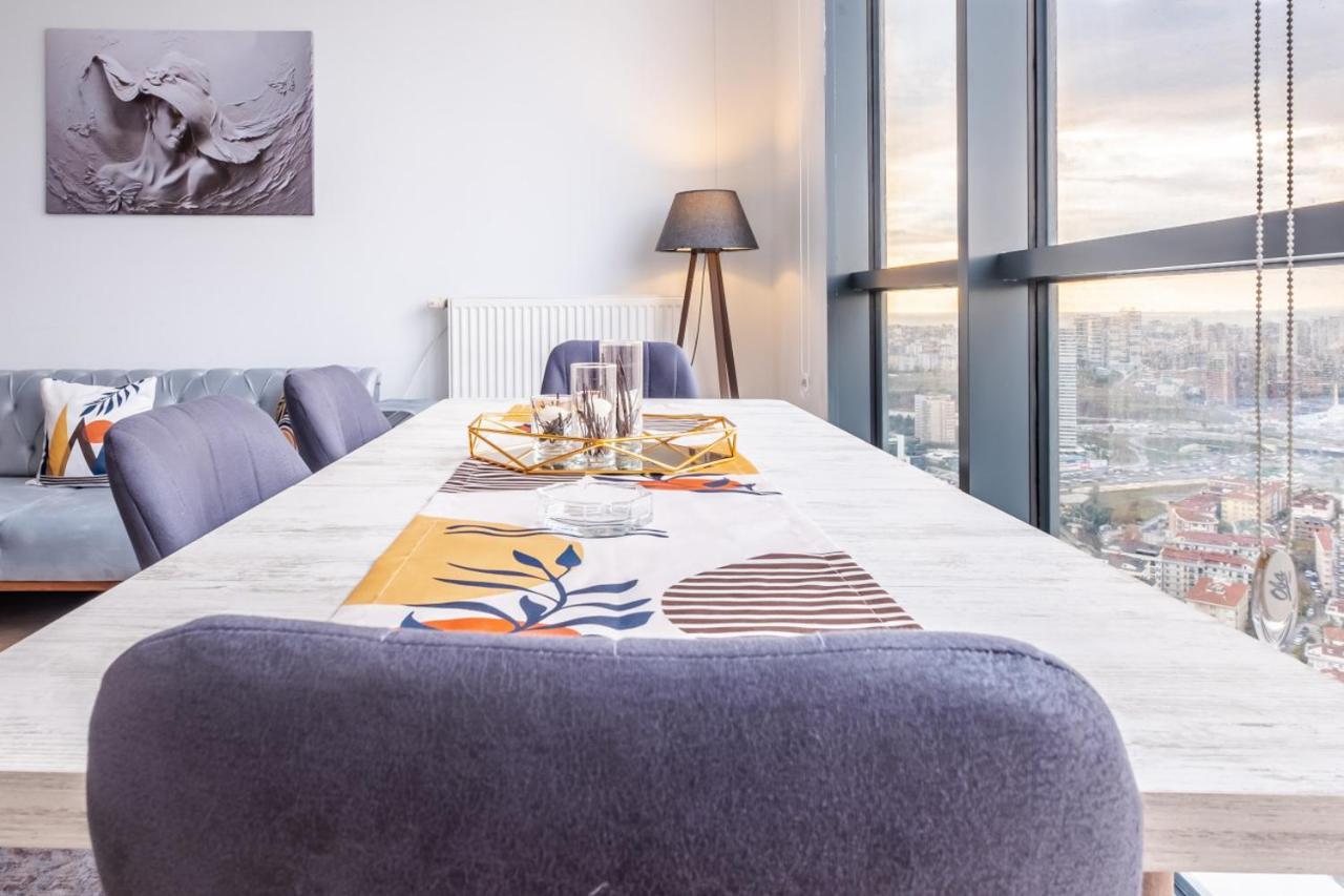 Charming Flat With City View In Atasehir Istanbul Exterior photo
